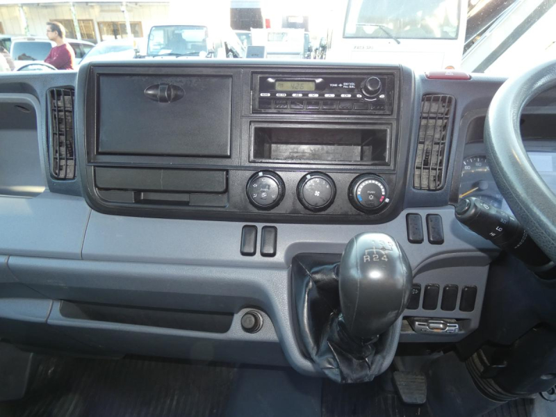 H26 2トン ダンプ 5速マニュアル 260144|中古トラックの販売・買取・査定のアイナビ