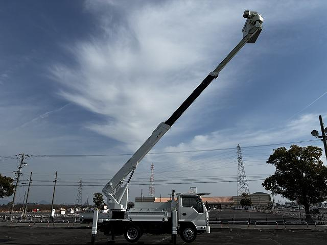 いすゞ 特殊車両|中古トラックの販売・買取・査定のアイナビ