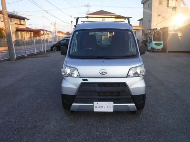 H.31年ダイハツハイゼットカーゴデラックスハイルーフ|中古トラックの販売・買取・査定のアイナビ