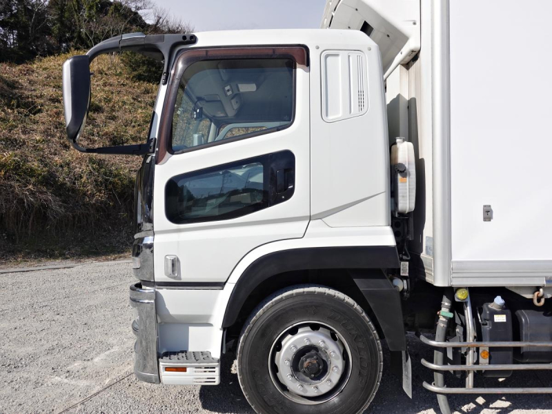 低温冷蔵冷凍大型スタンバイ2エバ|中古トラックの販売・買取・査定のアイナビ