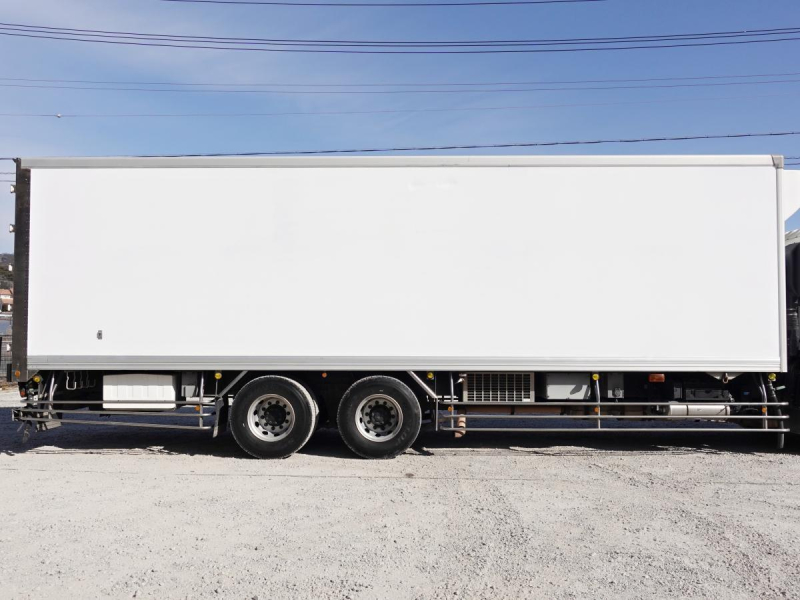 低温冷蔵冷凍大型スタンバイ2エバ|中古トラックの販売・買取・査定のアイナビ