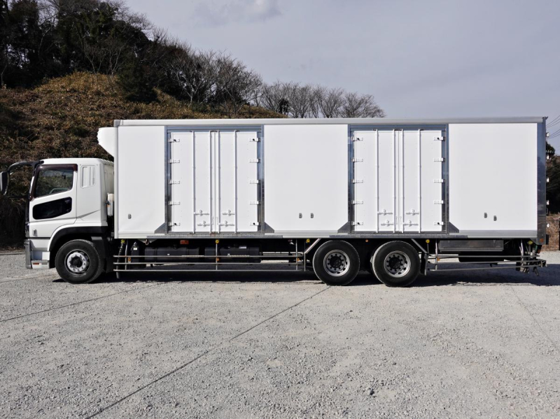 低温冷蔵冷凍大型スタンバイ2エバ|中古トラックの販売・買取・査定のアイナビ