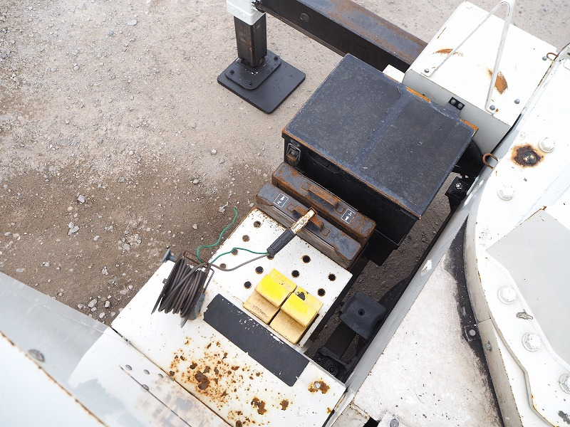 日野デュトロ高所作業車アイチSH15B電工仕様|中古トラックの販売・買取・査定のアイナビ