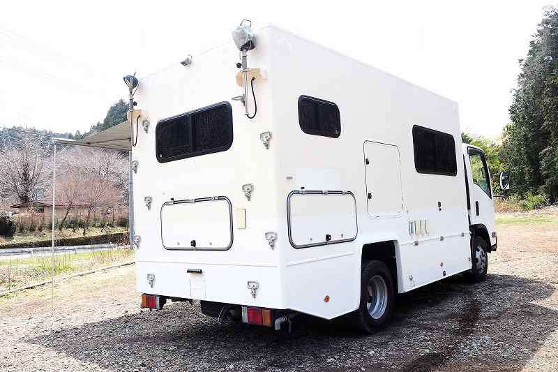 いすゞビーカム4WDキャンピングカーワイドベース|中古トラックの販売・買取・査定のアイナビ