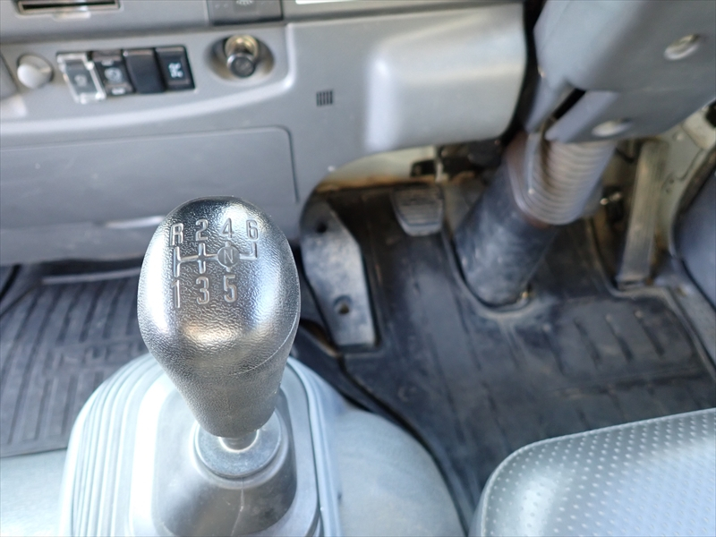 【351525】いすゞ フォワード 極東開発工業製Fゲートダンプ 自動シート 一方開|中古トラックの販売・買取・査定のアイナビ