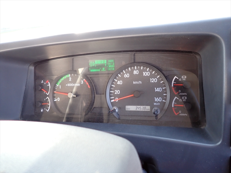 【351525】いすゞ フォワード 極東開発工業製Fゲートダンプ 自動シート 一方開|中古トラックの販売・買取・査定のアイナビ