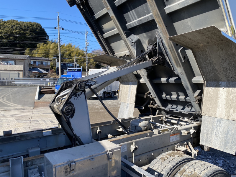 H28年式、フォワード、増tコボレーン、車検付|中古トラックの販売・買取・査定のアイナビ