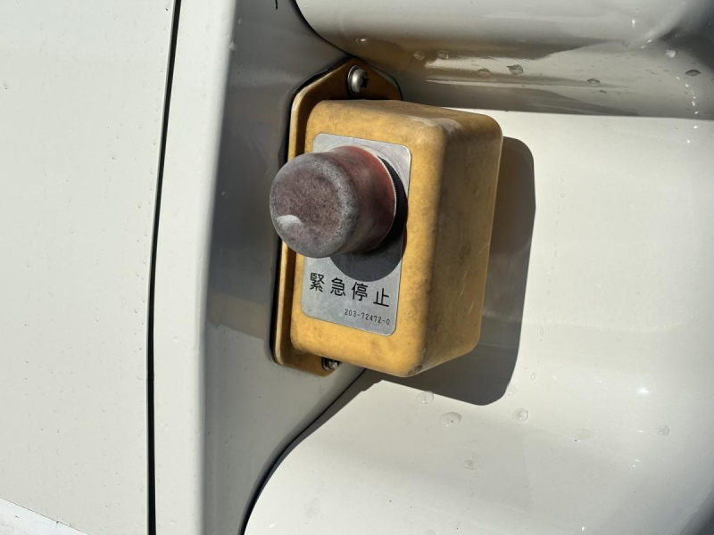 レンジャー 巻き込みパッカー車 新明和製8.4立米 積載2400kg|中古トラックの販売・買取・査定のアイナビ