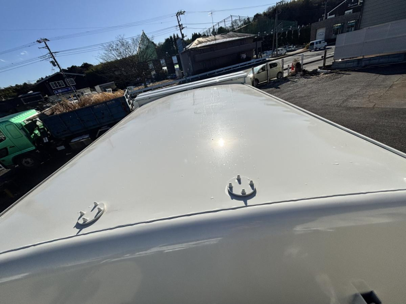 レンジャー 巻き込みパッカー車 新明和製8.4立米 積載2400kg|中古トラックの販売・買取・査定のアイナビ