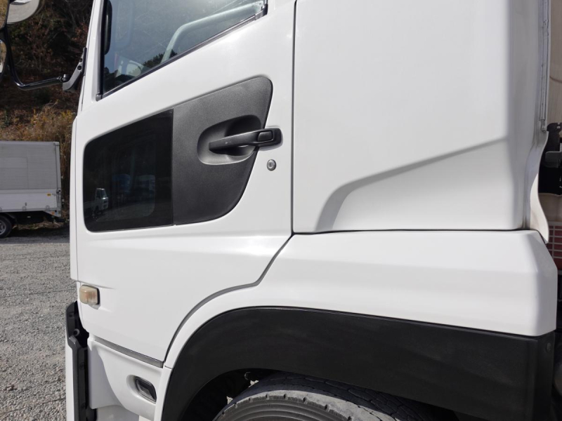 パワーゲートスタンバイ低温冷蔵冷凍大型|中古トラックの販売・買取・査定のアイナビ