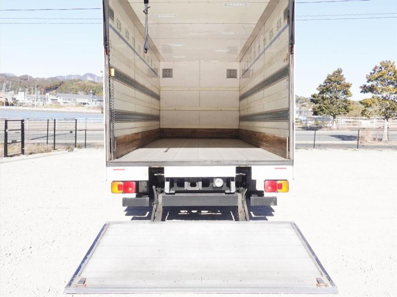 パワーゲートワイドアルミバン|中古トラックの販売・買取・査定のアイナビ