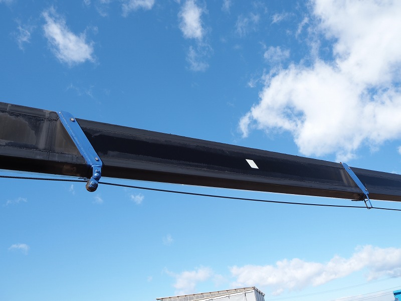 UDコンドル5段クレーンラジコンアルミブロック平ボディ|中古トラックの販売・買取・査定のアイナビ