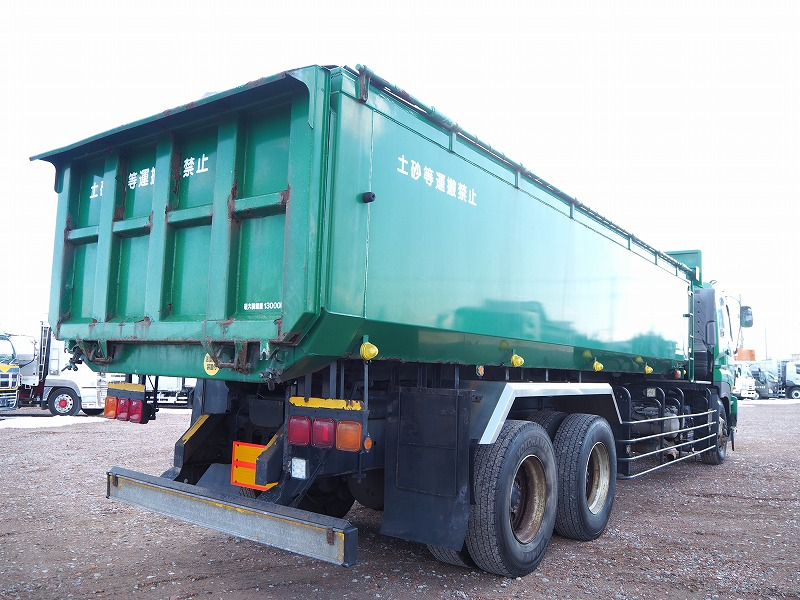 いすゞギガ21.5立米25t水密式深ダンプ|中古トラックの販売・買取・査定のアイナビ