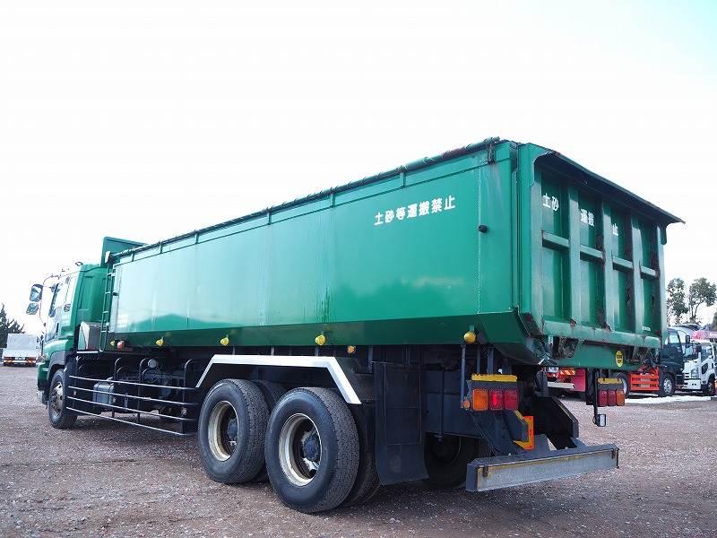 いすゞギガ21.5立米25t水密式深ダンプ|中古トラックの販売・買取・査定のアイナビ