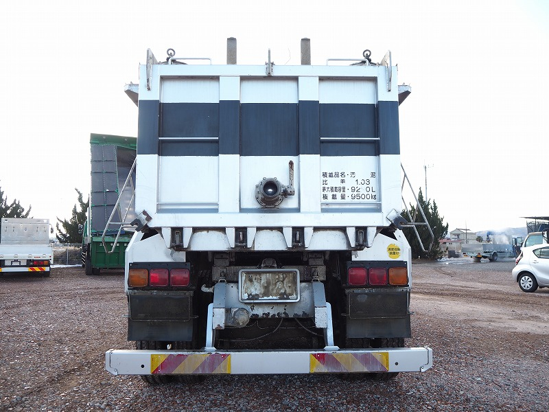 日野プロフィア汚泥運搬車汚泥ダンプタンク車|中古トラックの販売・買取・査定のアイナビ