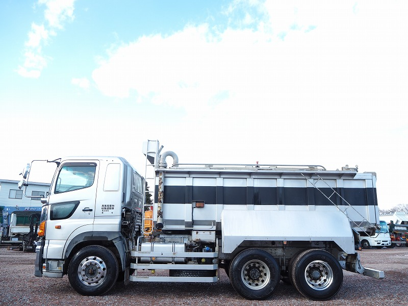 日野プロフィア汚泥運搬車汚泥ダンプタンク車|中古トラックの販売・買取・査定のアイナビ