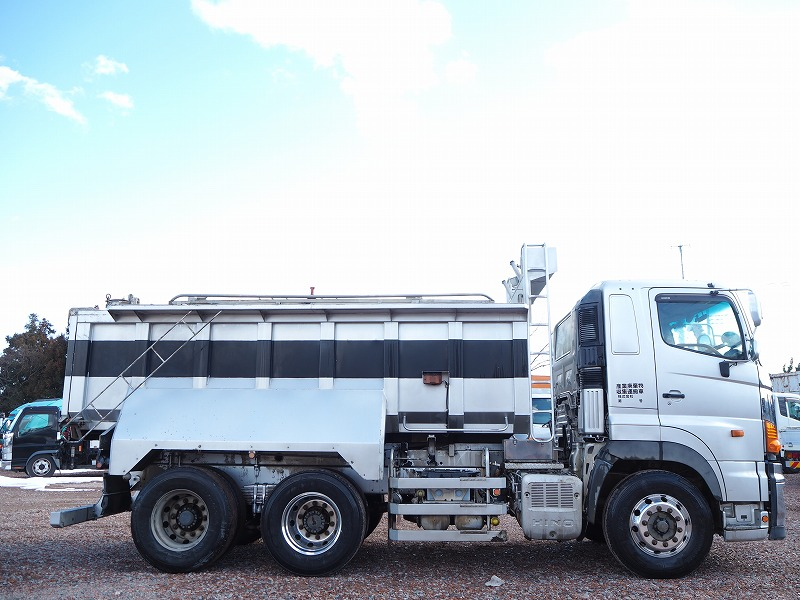 日野プロフィア汚泥運搬車汚泥ダンプタンク車|中古トラックの販売・買取・査定のアイナビ
