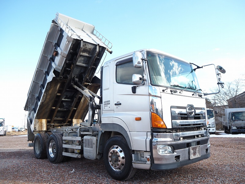日野プロフィア汚泥運搬車汚泥ダンプタンク車|中古トラックの販売・買取・査定のアイナビ