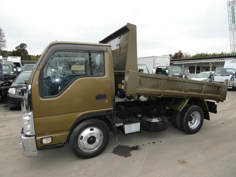 タイタン6速 マニュアル ダンプ|中古トラックの販売・買取・査定のアイナビ