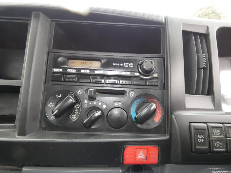 タイタン6速 マニュアル ダンプ|中古トラックの販売・買取・査定のアイナビ