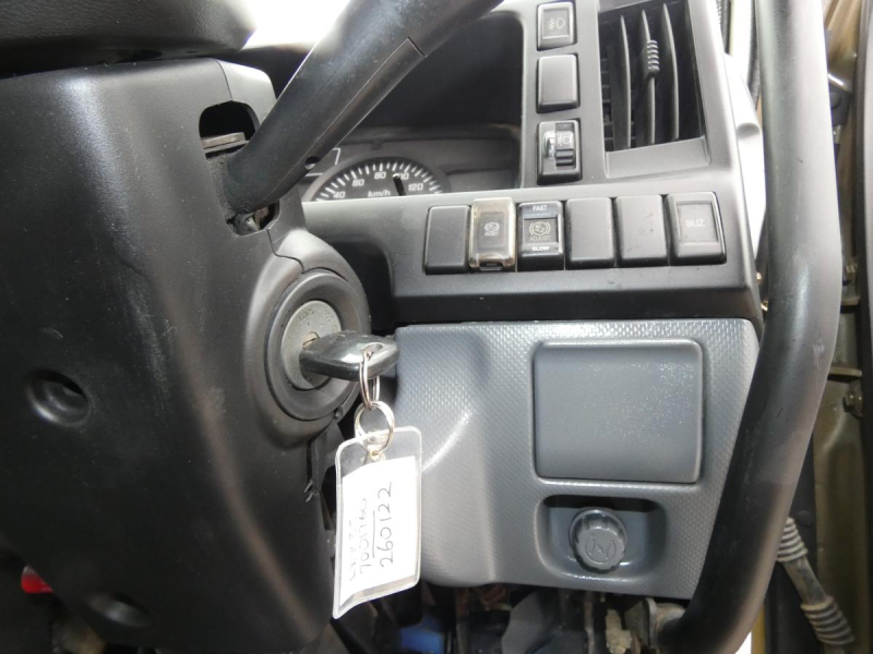 タイタン6速 マニュアル ダンプ|中古トラックの販売・買取・査定のアイナビ