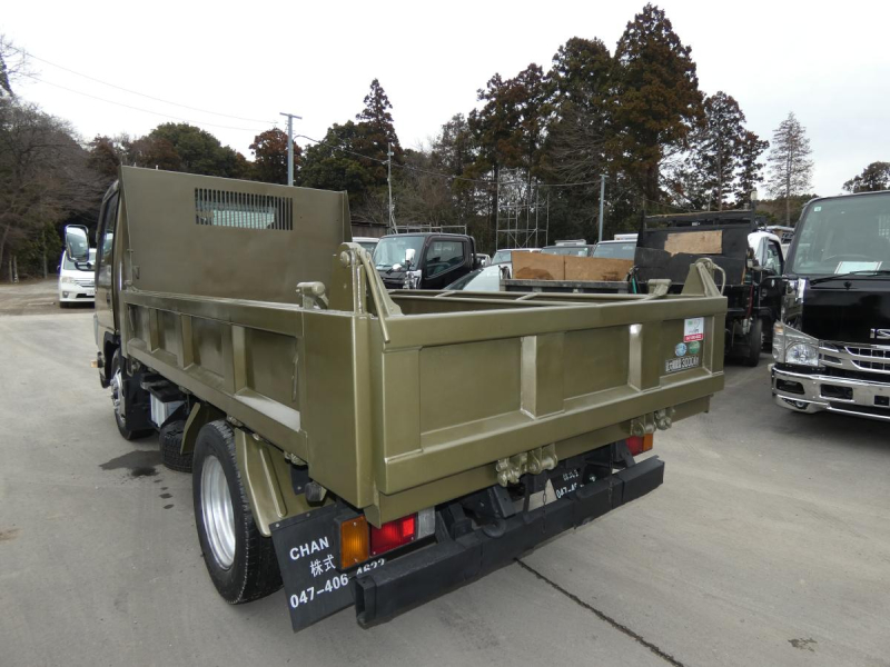 タイタン6速 マニュアル ダンプ|中古トラックの販売・買取・査定のアイナビ