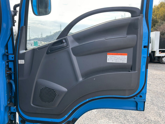 【6.2mワイド×アルミブロック平ボディ】いすゞ/フォワード|中古トラックの販売・買取・査定のアイナビ