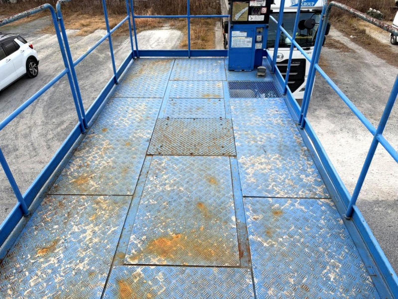 平成23年日野デュトロ高所作業車自動格納付SKG-XZU710M|中古トラックの販売・買取・査定のアイナビ