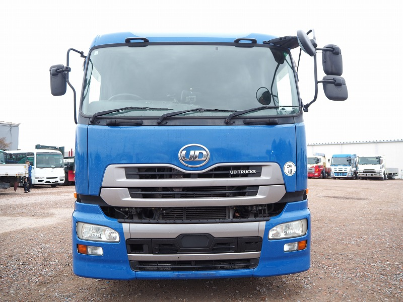 UDトラックスクオンアルミブロック平ボディ積載14.1t|中古トラックの販売・買取・査定のアイナビ