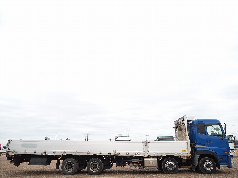 UDトラックスクオンアルミブロック平ボディ積載14.1t|中古トラックの販売・買取・査定のアイナビ