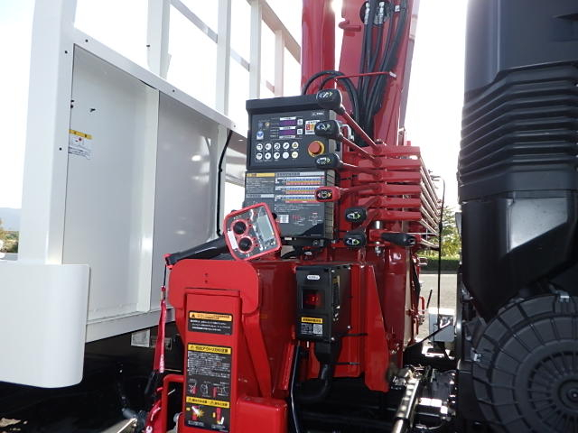 日野令和7年式☆クレーン付きキャリアカー☆ウィンチ歩み板付き|中古トラックの販売・買取・査定のアイナビ