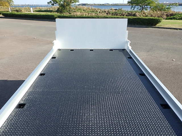 日野令和7年式☆クレーン付きキャリアカー☆ウィンチ歩み板付き|中古トラックの販売・買取・査定のアイナビ