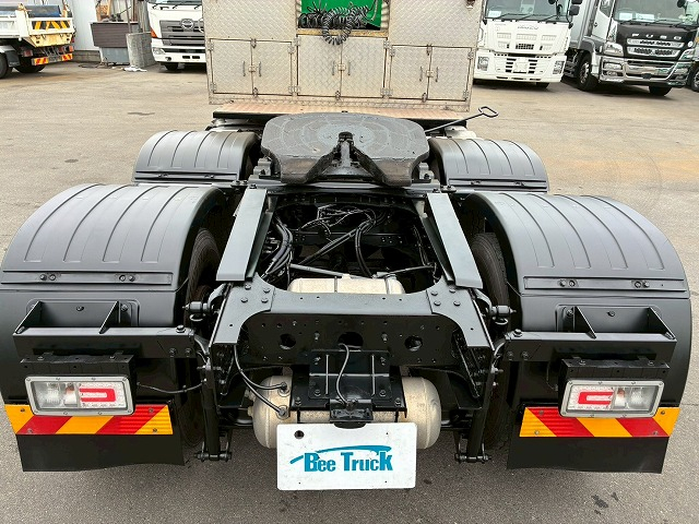 検切れナンバー付きワンオーナーハイルーフ6×43軸2デフ|中古トラックの販売・買取・査定のアイナビ