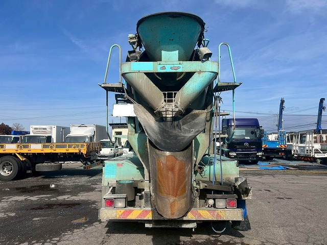 増トン★11.5トン積載★車検付★3軸2デフ★KYB製・9.8立米|中古トラックの販売・買取・査定のアイナビ