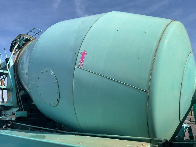 増トン★11.5トン積載★車検付★3軸2デフ★KYB製・9.8立米|中古トラックの販売・買取・査定のアイナビ