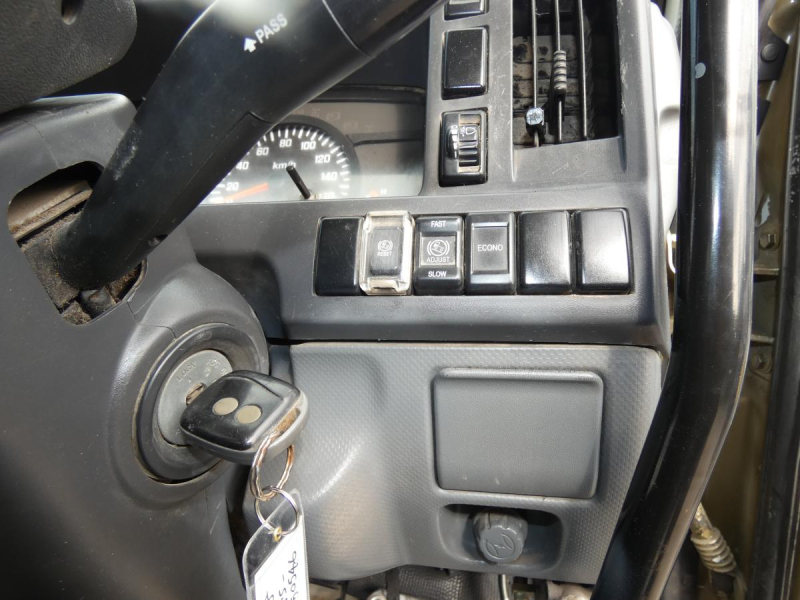 H273トン 6速マニュアル ダンプ|中古トラックの販売・買取・査定のアイナビ