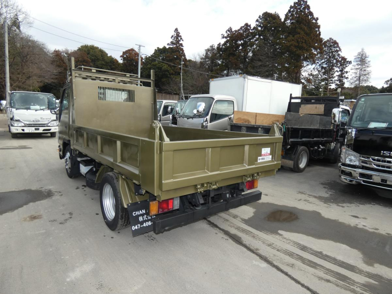 H273トン 6速マニュアル ダンプ|中古トラックの販売・買取・査定のアイナビ