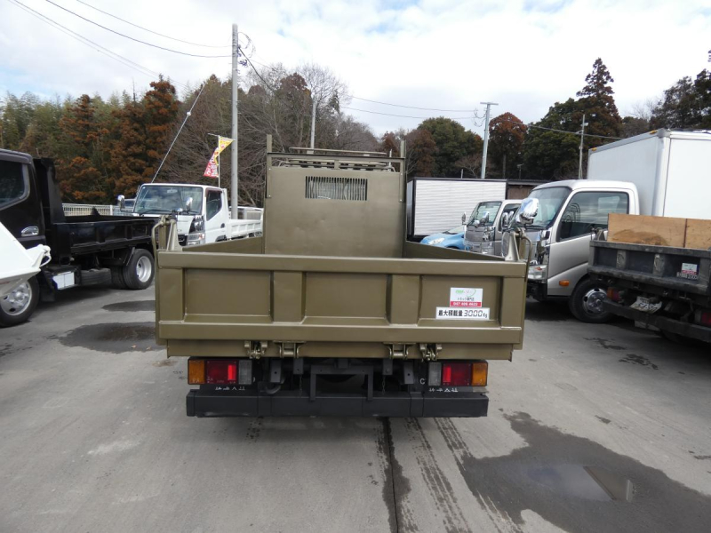 H273トン 6速マニュアル ダンプ|中古トラックの販売・買取・査定のアイナビ