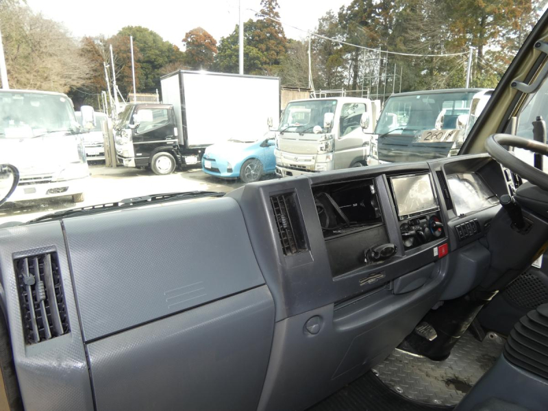 H273トン 6速マニュアル ダンプ|中古トラックの販売・買取・査定のアイナビ