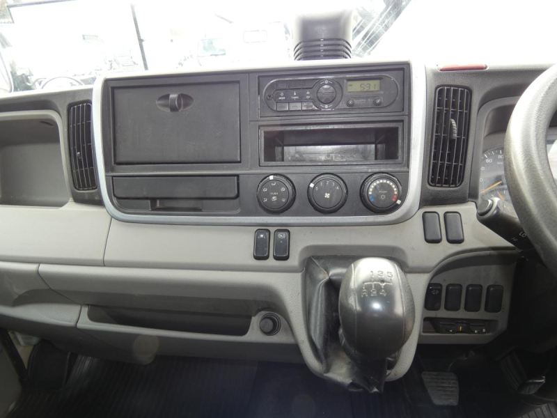 H302t平ボディ 5速マニュアル ETC260113|中古トラックの販売・買取・査定のアイナビ