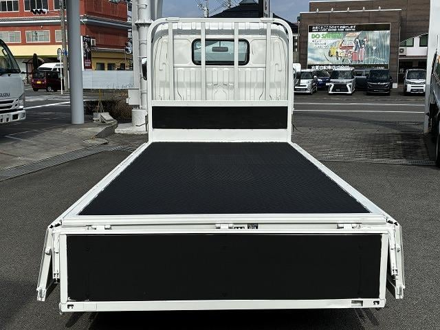 トヨタ 平ボディ|中古トラックの販売・買取・査定のアイナビ