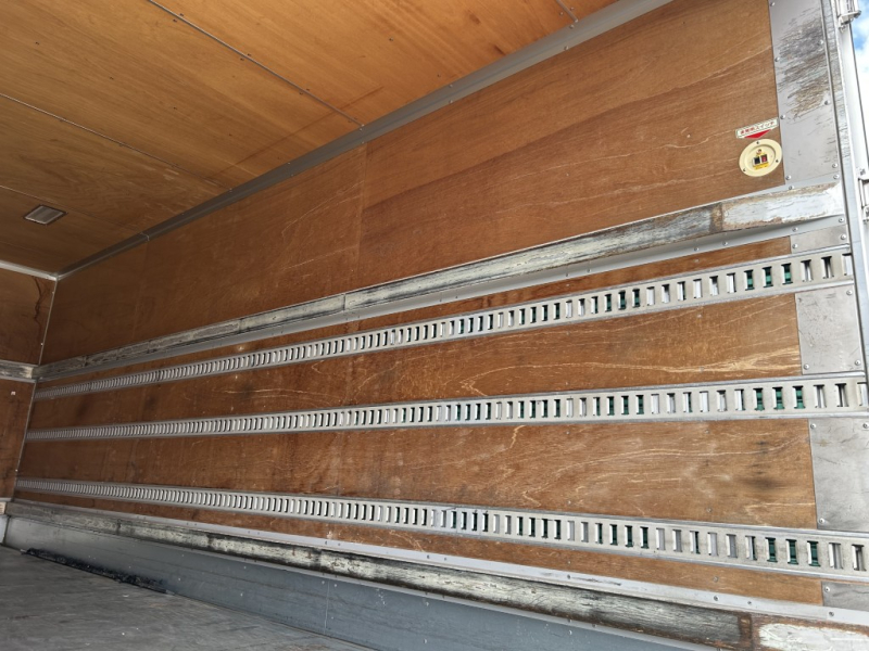 ワイドベッド付エアサスハイルーフ融雪仕様門口ステン|中古トラックの販売・買取・査定のアイナビ