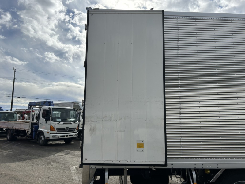 ワイドベッド付エアサスハイルーフ融雪仕様門口ステン|中古トラックの販売・買取・査定のアイナビ