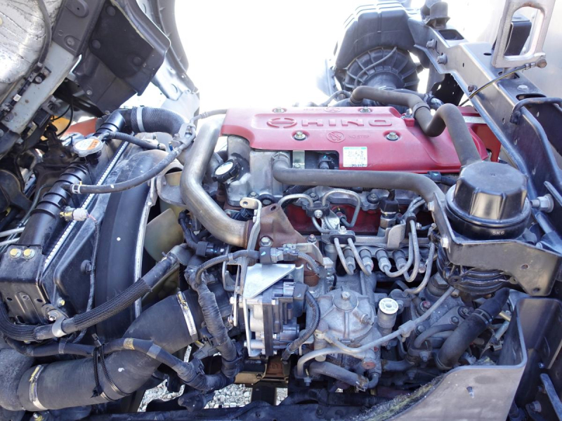 積載3.1tワイドアルミバン|中古トラックの販売・買取・査定のアイナビ