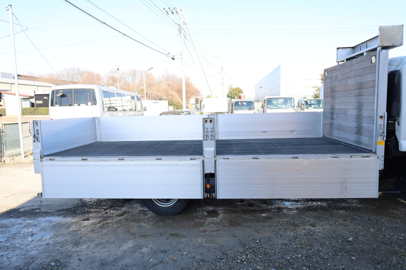 フォワード|中古トラックの販売・買取・査定のアイナビ