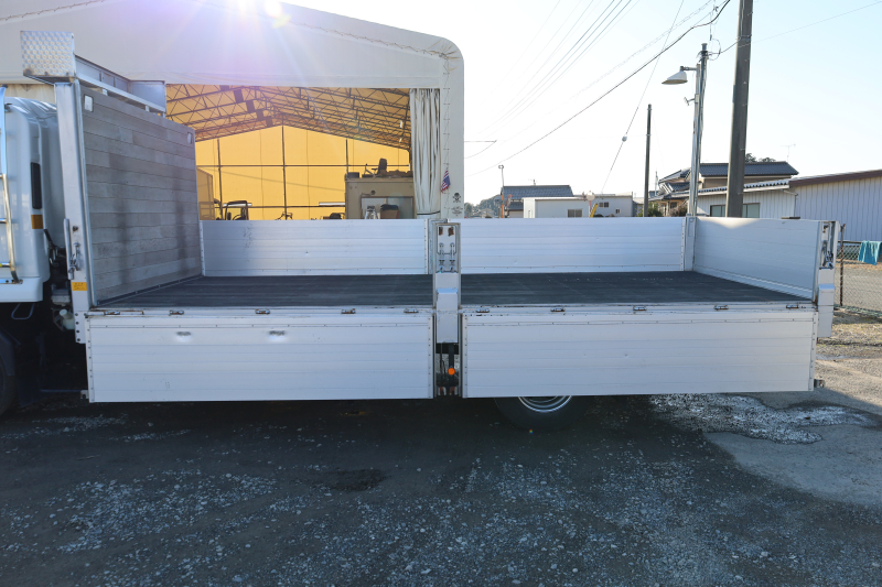 フォワード|中古トラックの販売・買取・査定のアイナビ