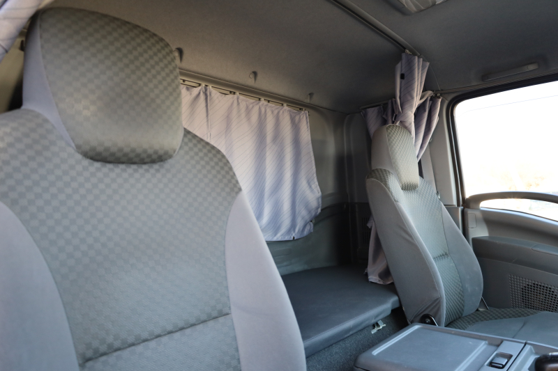 フォワード|中古トラックの販売・買取・査定のアイナビ