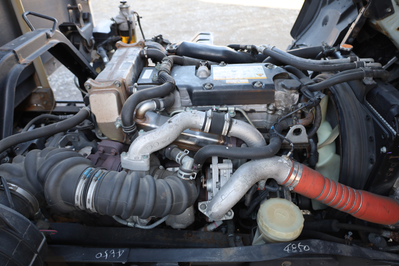 フォワード|中古トラックの販売・買取・査定のアイナビ