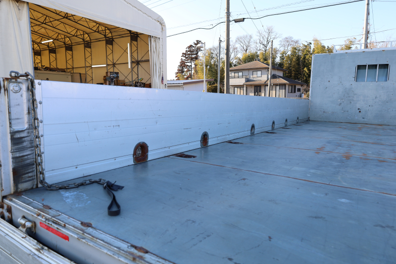 フォワード|中古トラックの販売・買取・査定のアイナビ