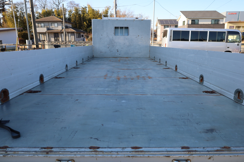 フォワード|中古トラックの販売・買取・査定のアイナビ